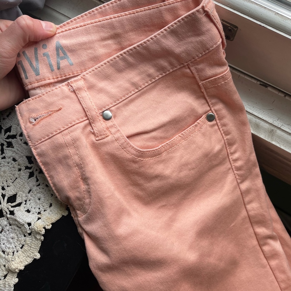 Delia’s jeans. Size 5, 33 inches. Salmon color